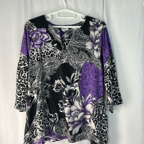 Karen Scott Purple and Black Floral Animal Print Blouse with 3/4 sleeve - Picture 2 of 9